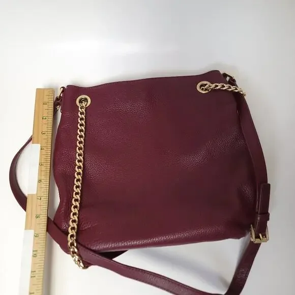 Michael Kors Purse Jet Set Tote Bag Burgundy with Gold Chain​ - Picture 10 of 11